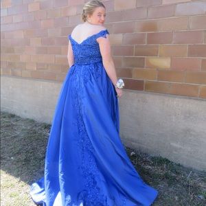 Meet your Posher, Jackie